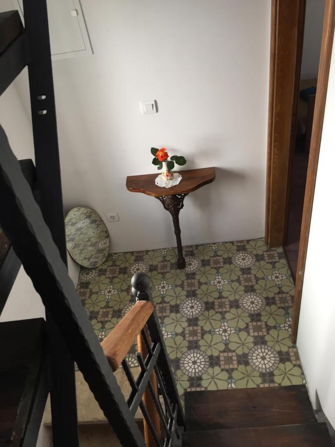 Guesthouse Nina Kaštel Novi Zewnętrze zdjęcie