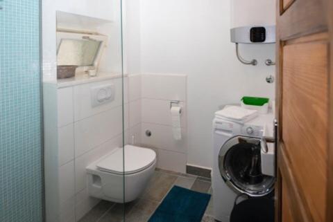 Guesthouse Nina Kaštel Novi Zewnętrze zdjęcie