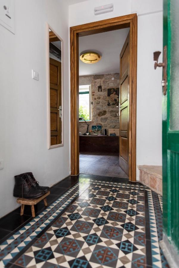Guesthouse Nina Kaštel Novi Zewnętrze zdjęcie