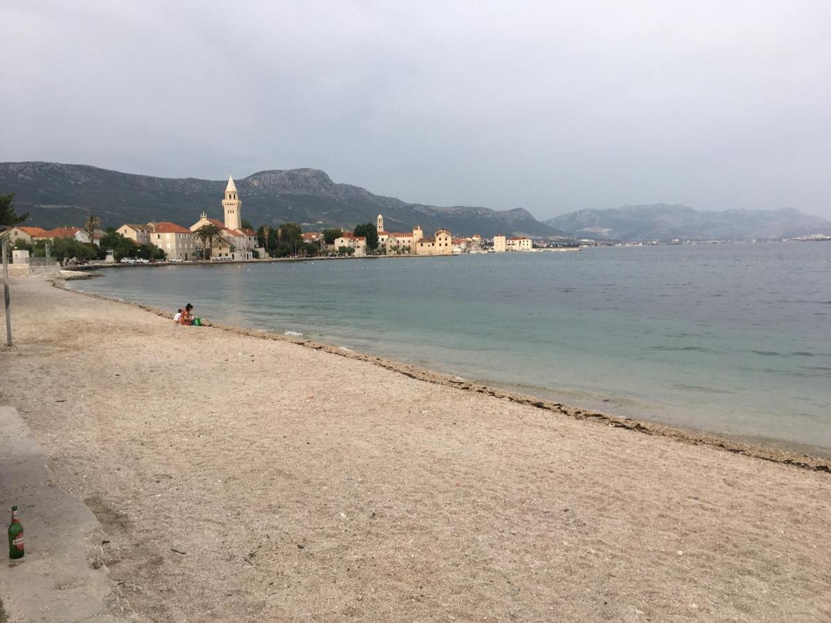 Guesthouse Nina Kaštel Novi Zewnętrze zdjęcie